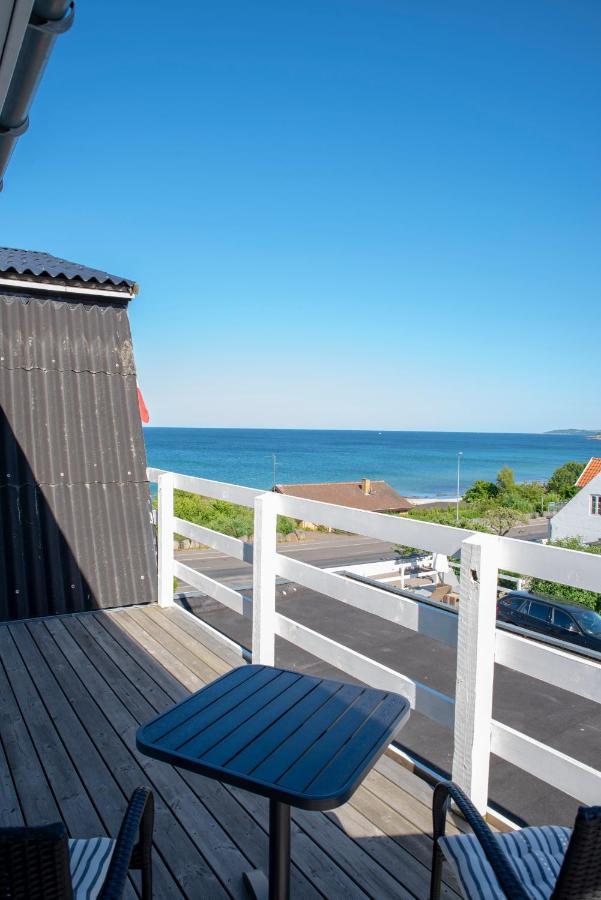 Double Room with Balcony and Sea View