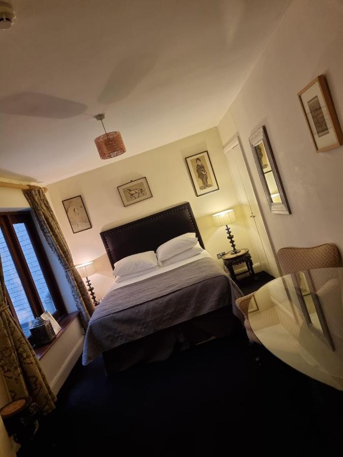 Double Room,917277883:JPEG