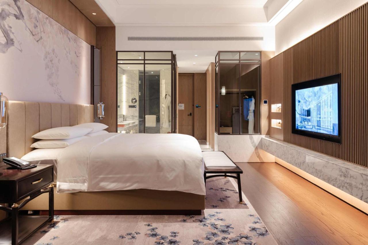 Magnifique Club Room