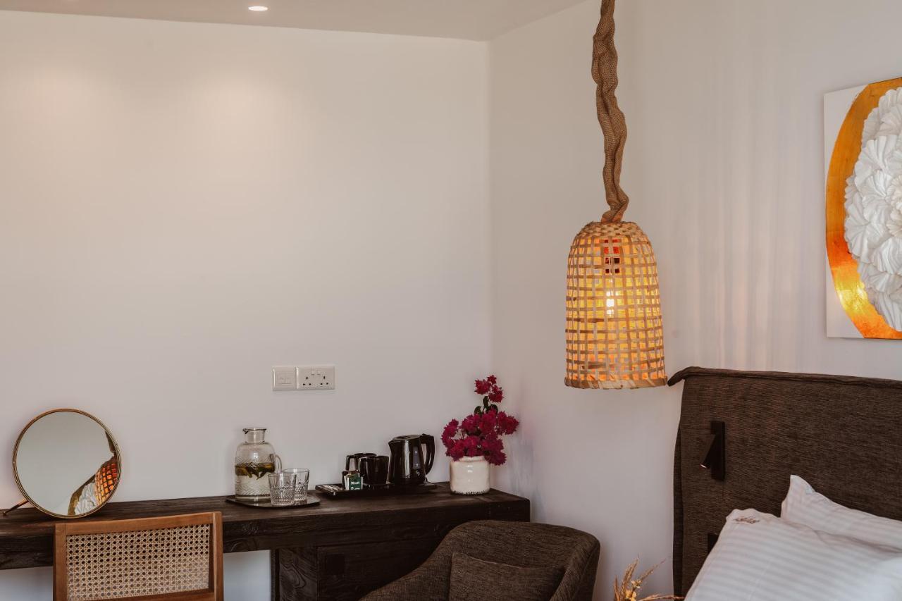 Deluxe Double Room Side Sea View