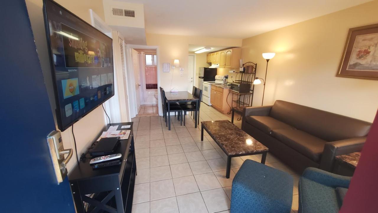 Two-Bedroom Apartment,1139246734:JPEG