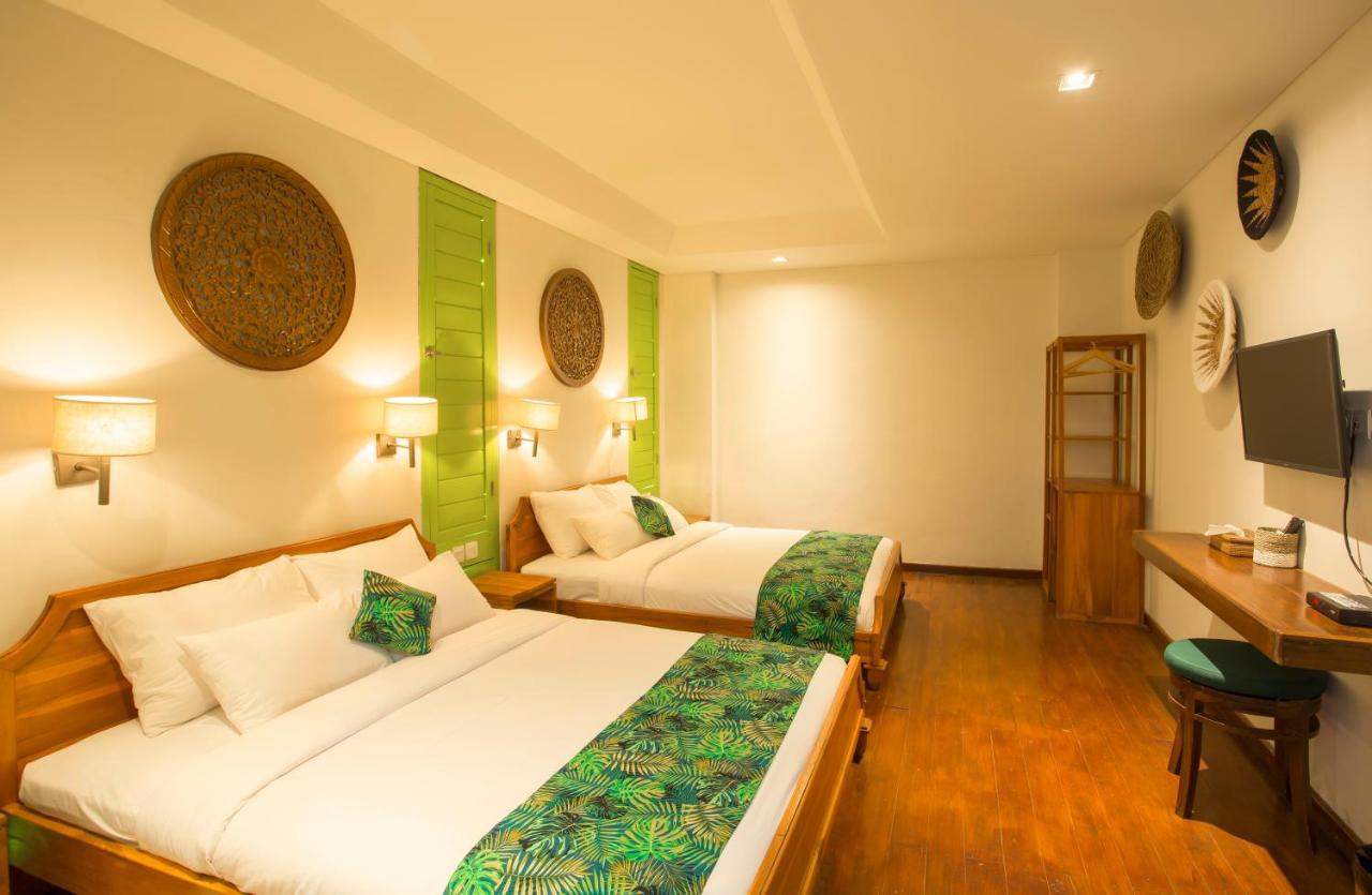 Superior Queen Room with Two Queen Beds