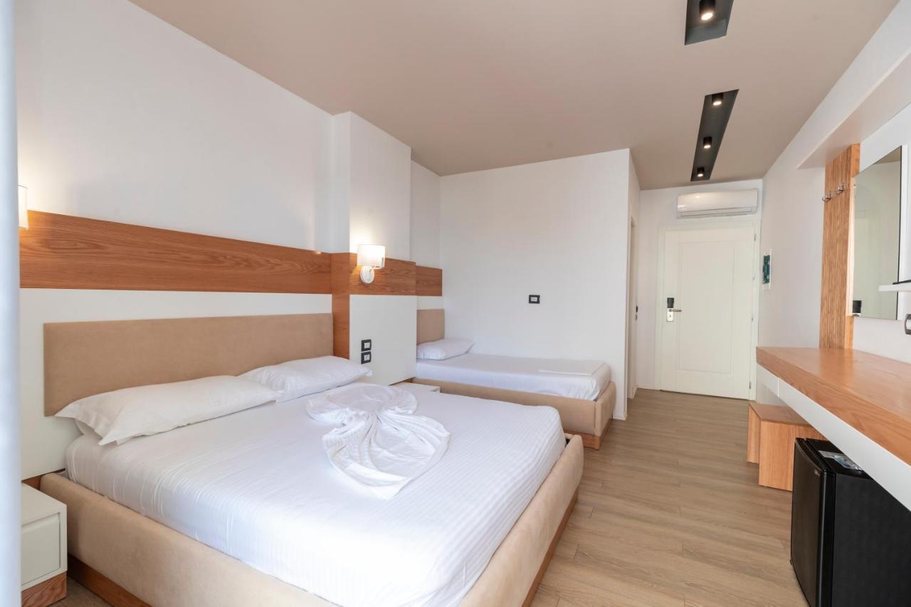 Deluxe Triple Room Sea View,1139777764:JPEG