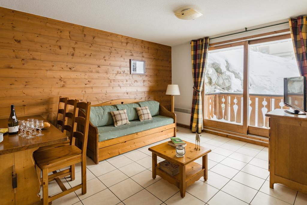 One-Bedroom Apartment (4 Adults)