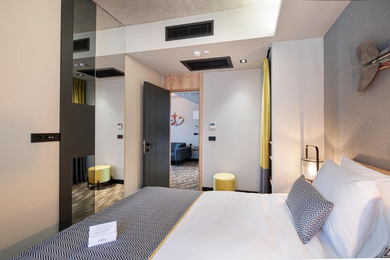 Two-Bedroom Apartment LARGE PLUS