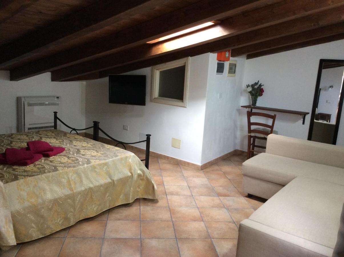 Tweepersoonskamer met 1 of 2 Bedden en Eigen Badkamer