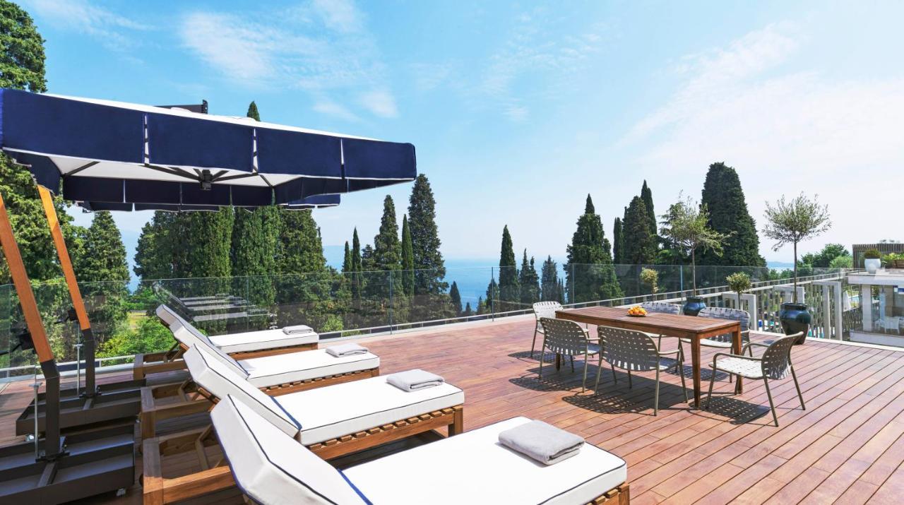 Triple Room with Lake View