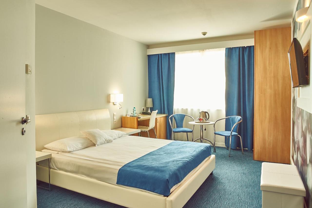 Standard Double Room,1277805238:JPEG
