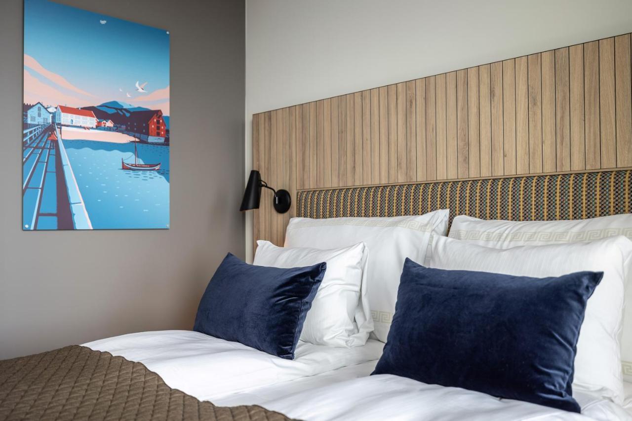 Standard Double Room,1143442453:JPEG