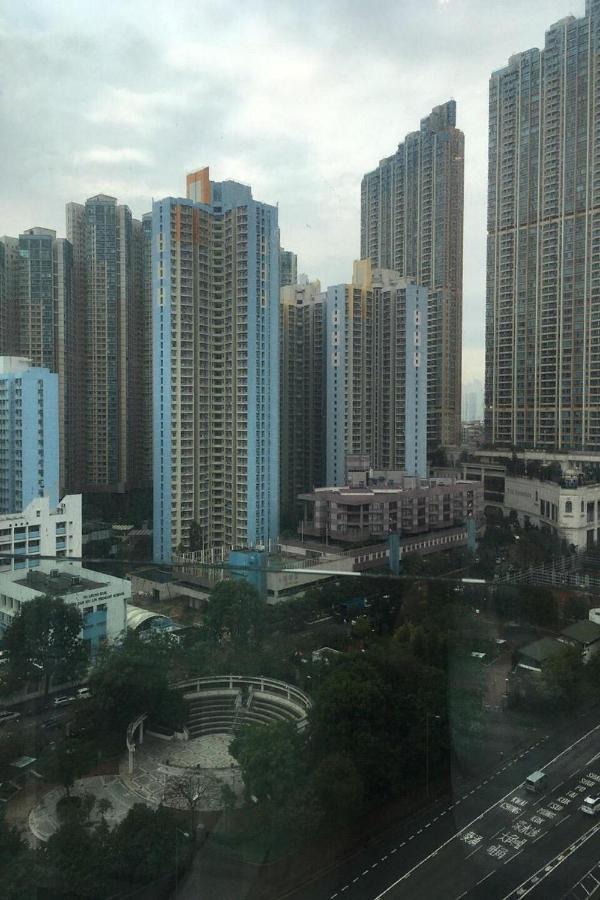 Standard Queen Room High Floor