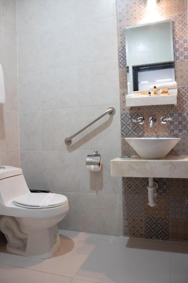 Queen Room - Disability Access