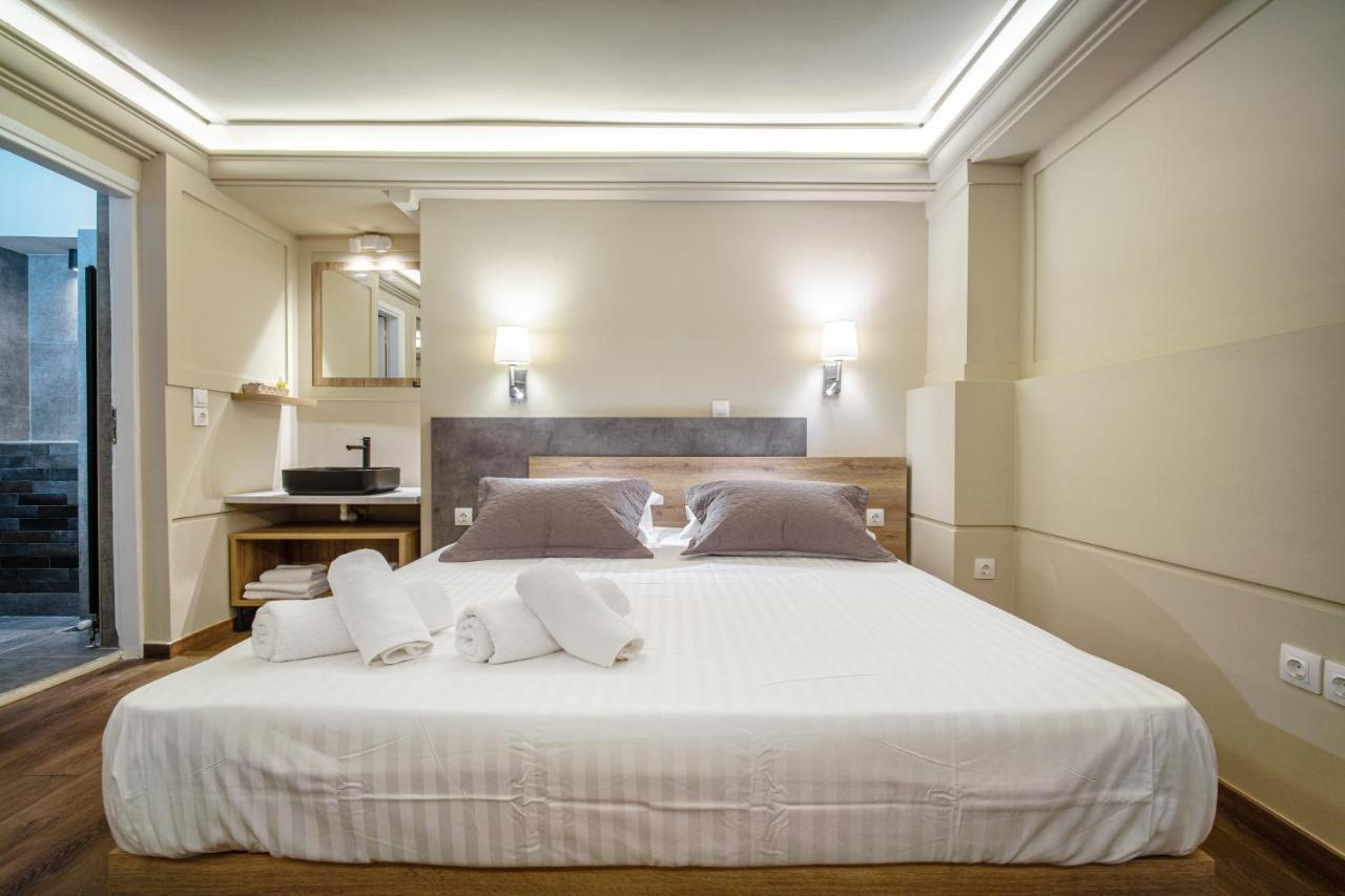 Double Room Semi-basement