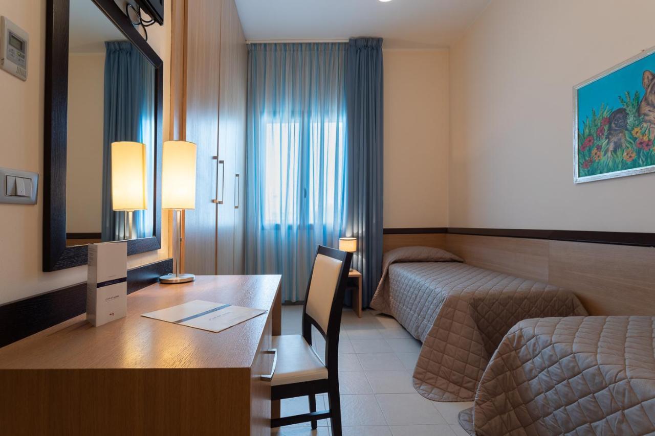 Basic Single Room