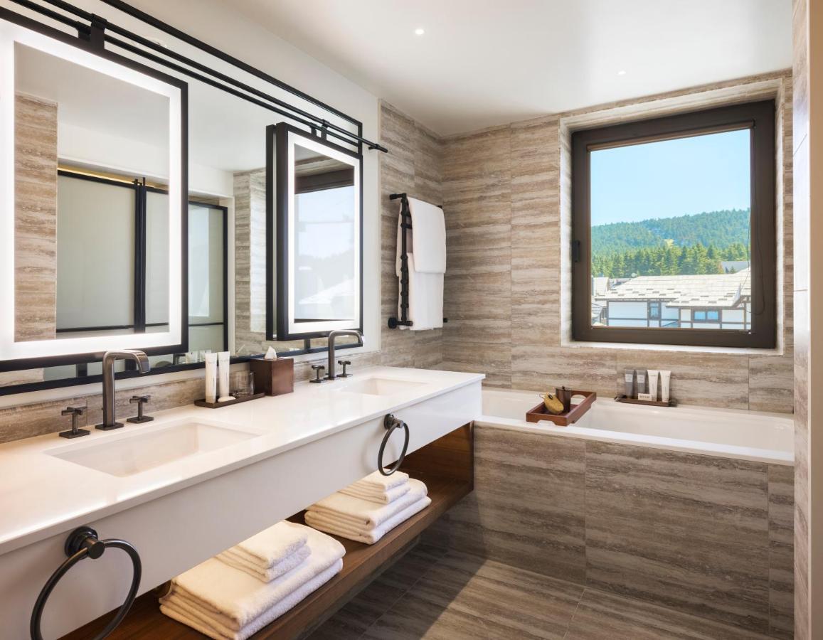Suite Kopaonik mit Balkon