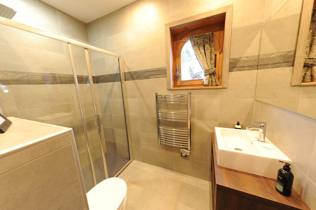Superior Quadruple Room (2 Adults + 2 Children)