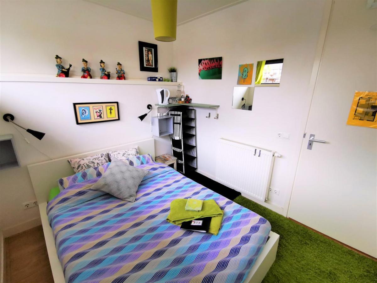Single Room,1146127801:JPEG