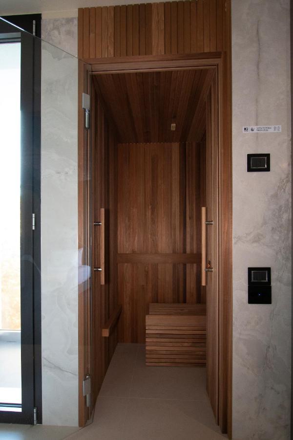 Suite with Sauna