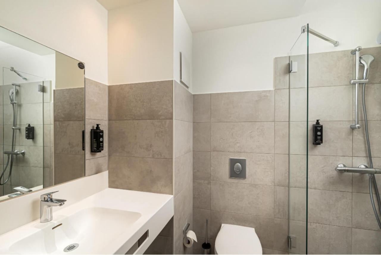 Standard Double Room,1289364994:JPEG