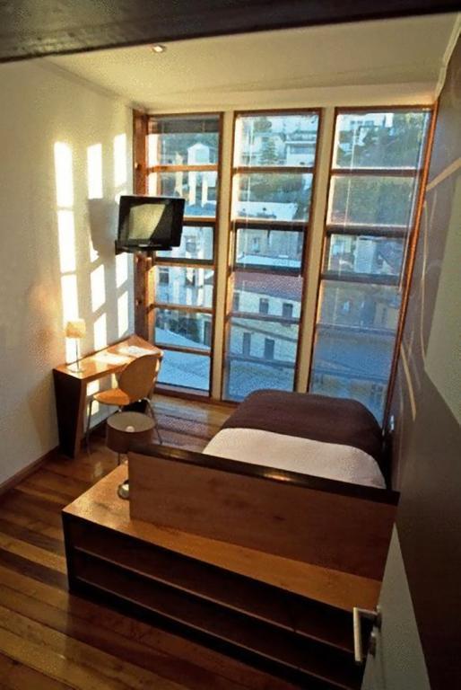 Single Room,374066620:JPEG