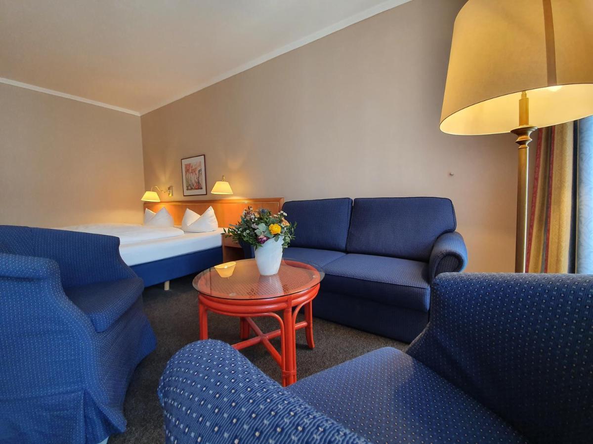 Deluxe Double Room,1589229382:JPEG