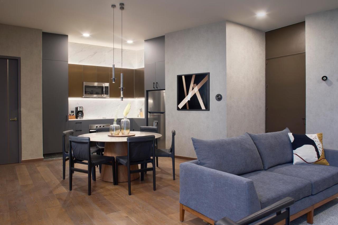 Two-Bedroom Deluxe Apartment