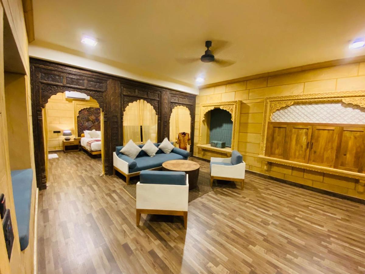 Deluxe Suite,1153559340:JPEG