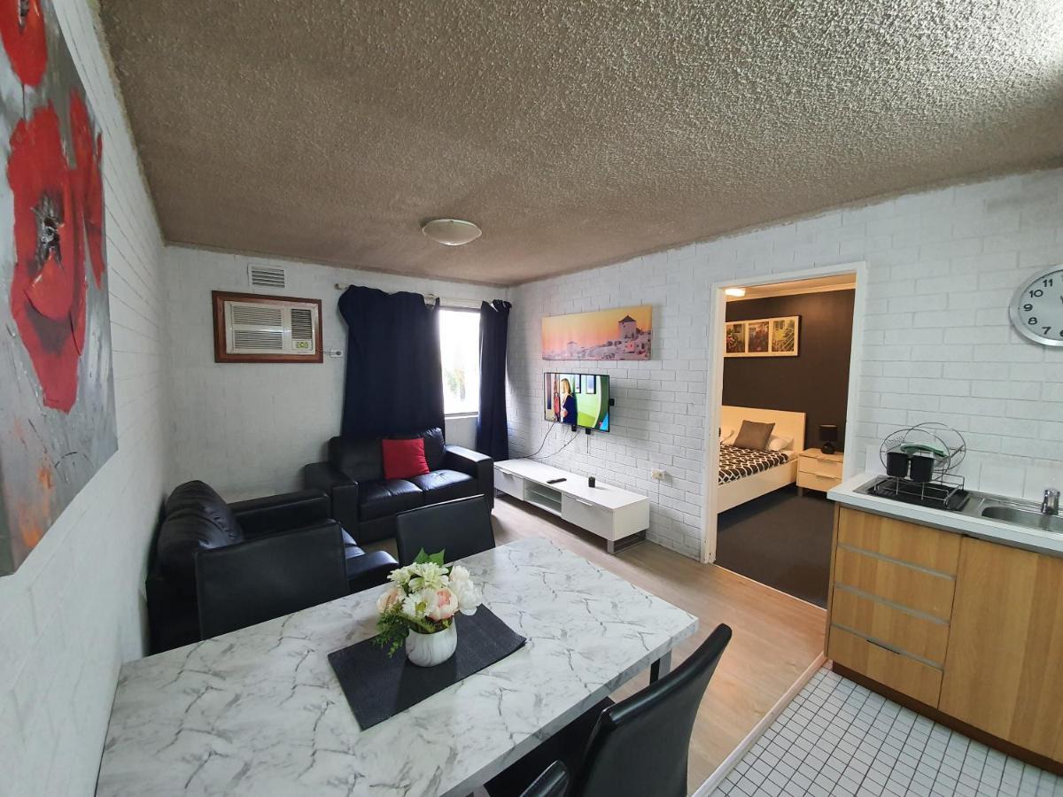 One Bedroom Apartment Twin Bed