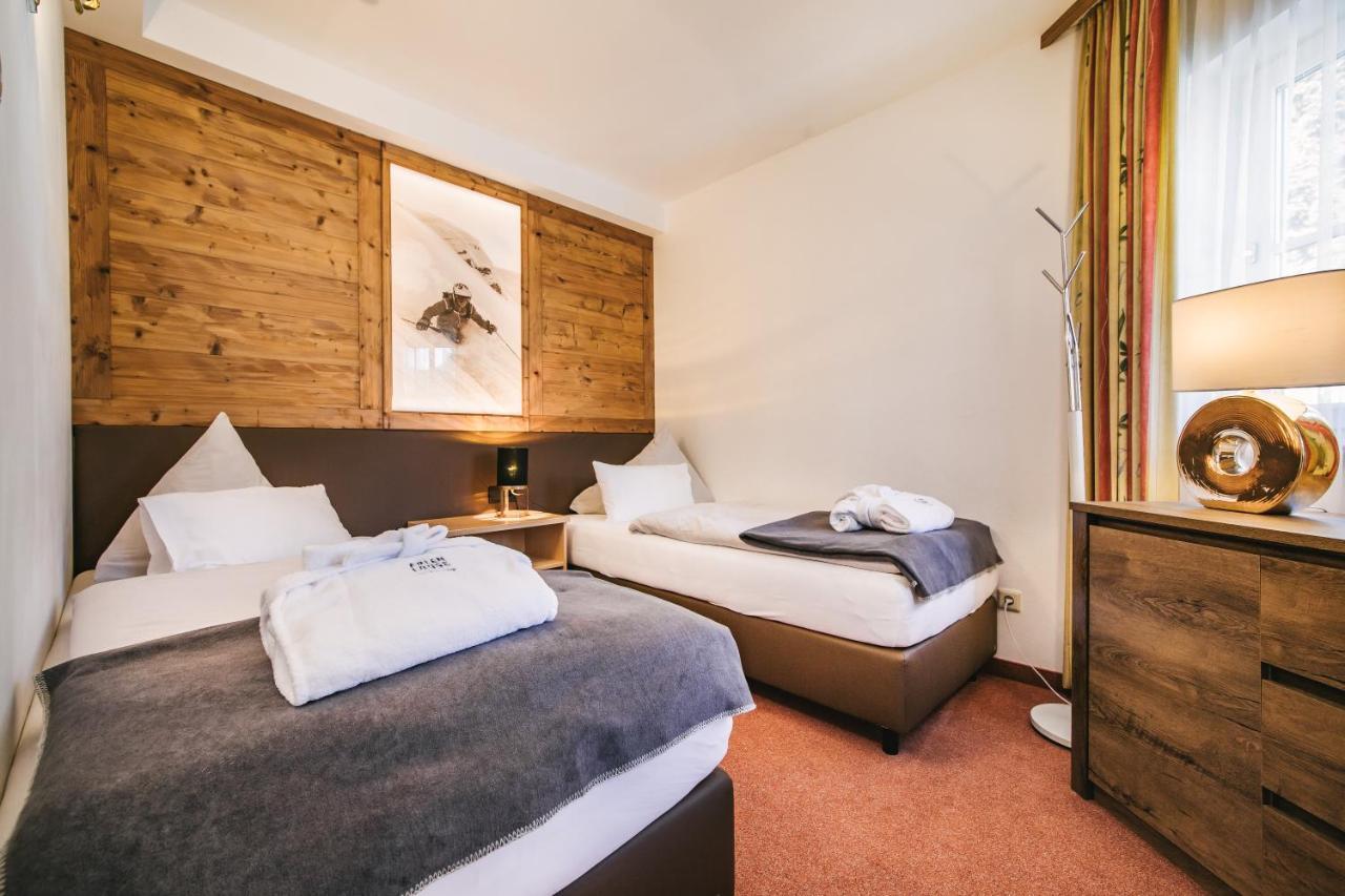 Suite with 2 Bedrooms and balcony