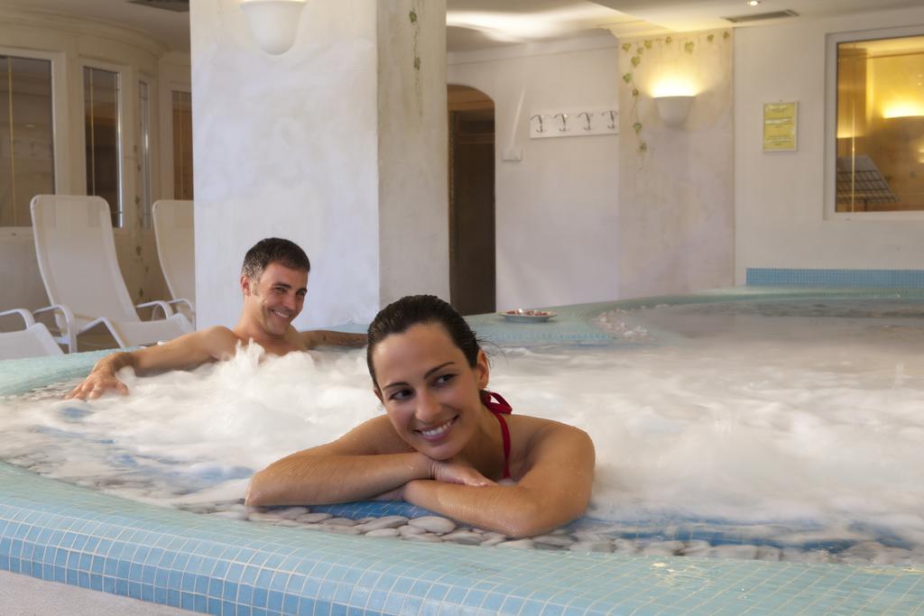 Deluxe Double Room with Spa Package