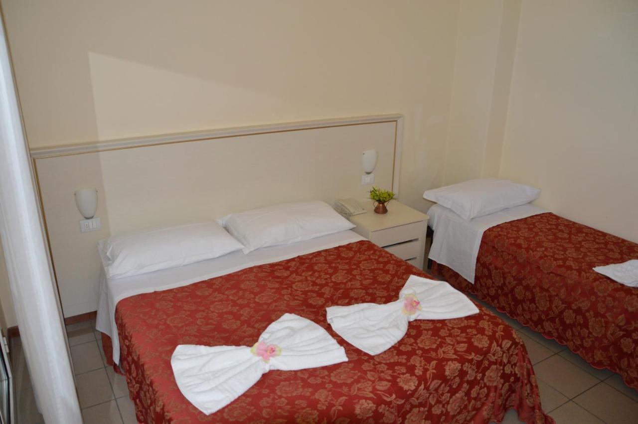 Triple Room,1152269151:JPEG