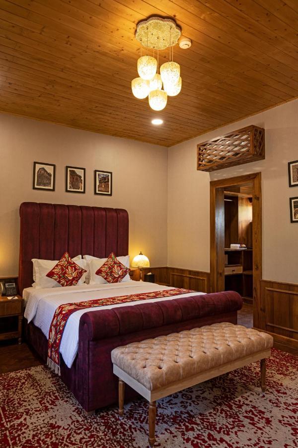 Mountain View Premium Room with Complimentary Return Gondola Ride Once Per Day