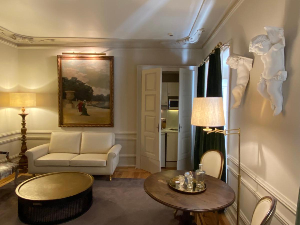 Standard Studio,1152379494:JPEG