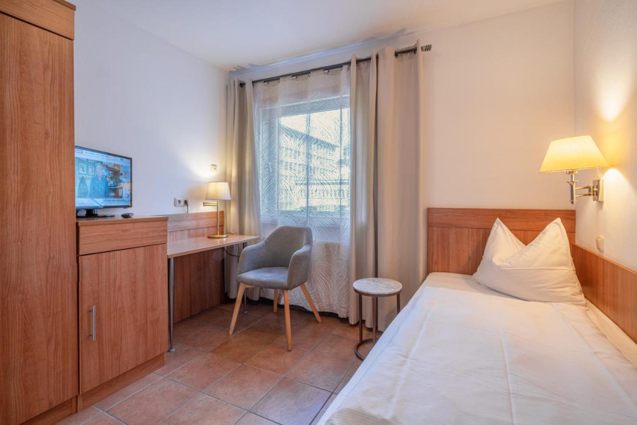 Single Room,1152445281:JPEG