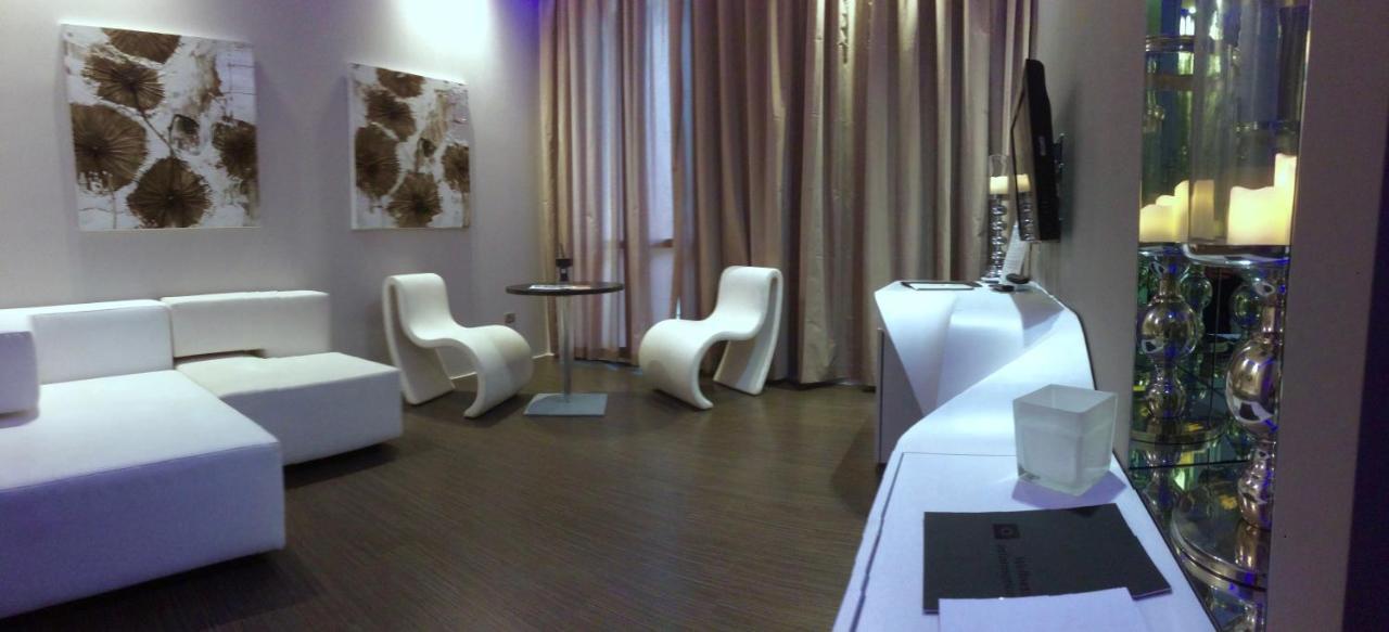 Suite mit Kingsize-Bett und Balkon