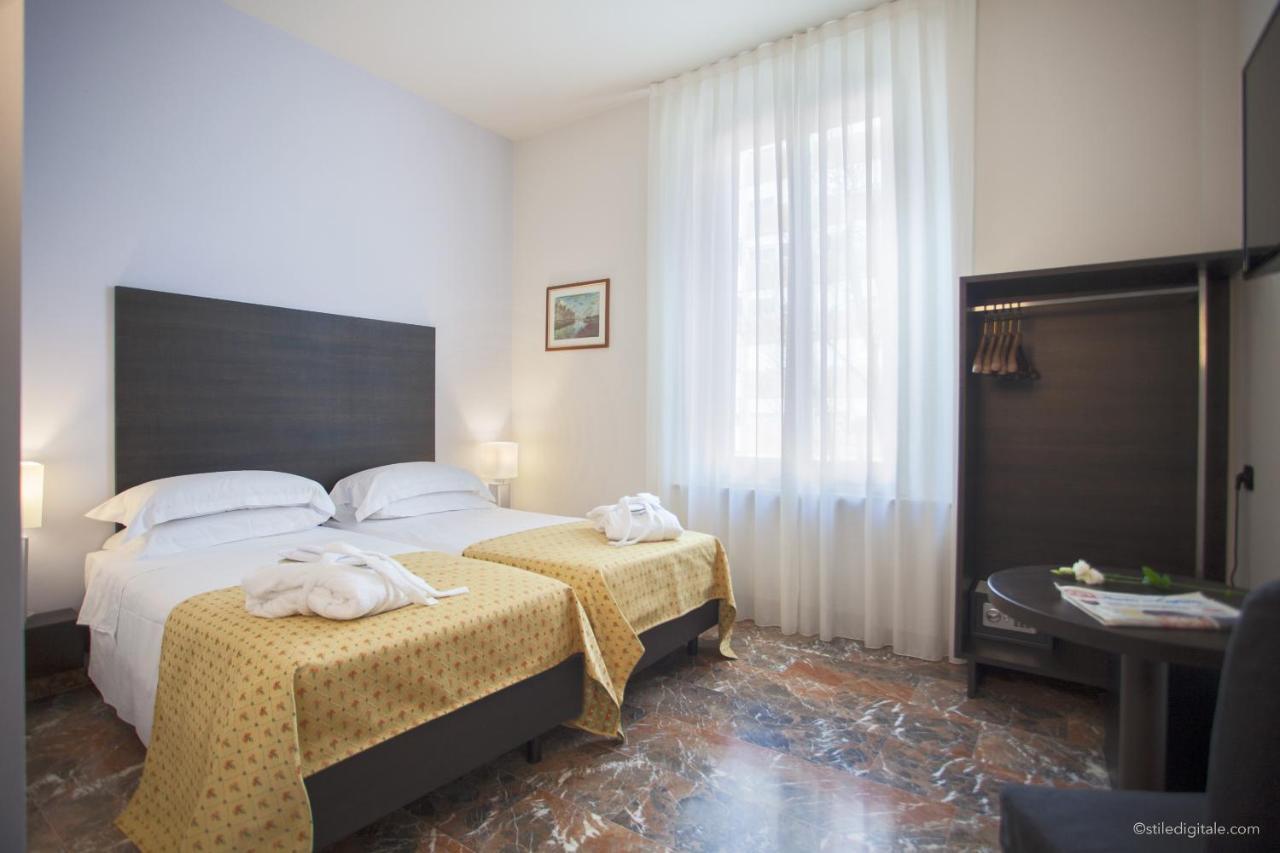 Twin Room,1152640110:JPEG