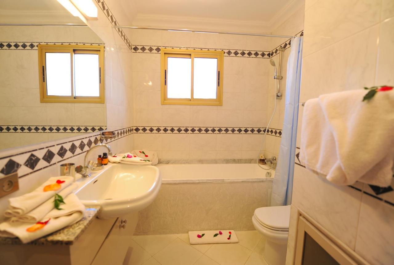 Two-Bedroom Apartment,1152678729:JPEG
