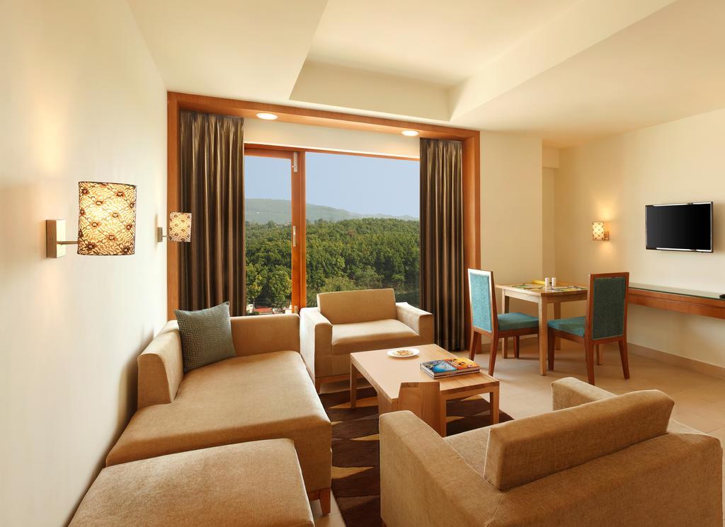 Valley View Room