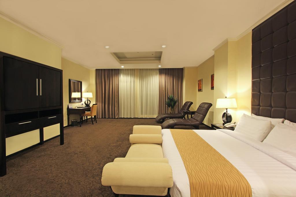 Harmoni Pool Suite