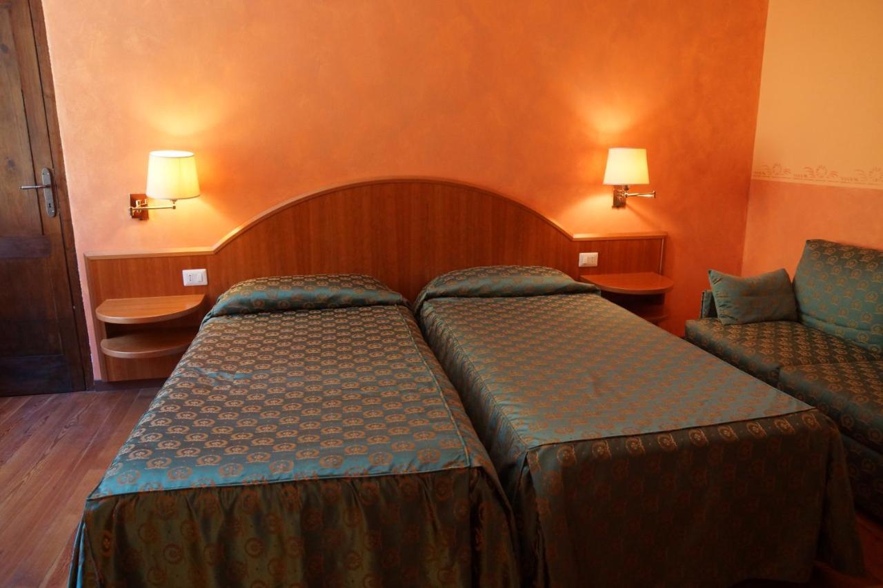 Economy Triple Room with Shared Bathroom,1153622790:JPEG