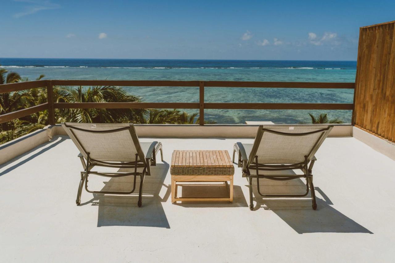 Deluxe Suite Sea View