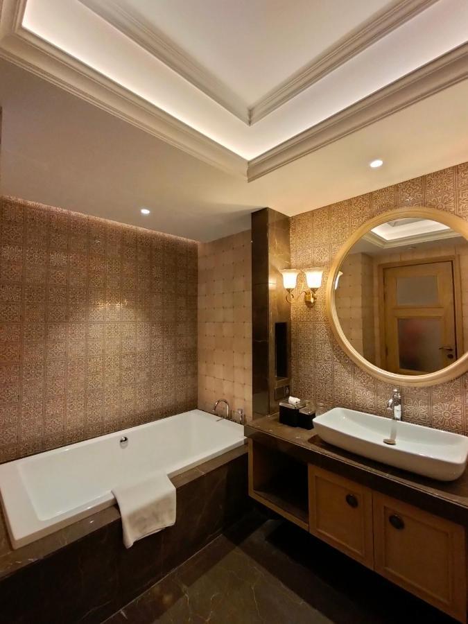 King Room,1154455242:JPEG