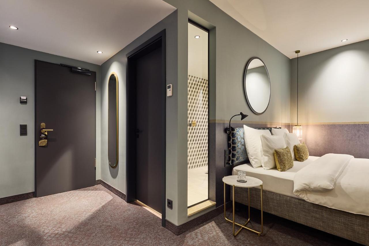 Double Room City Ticket