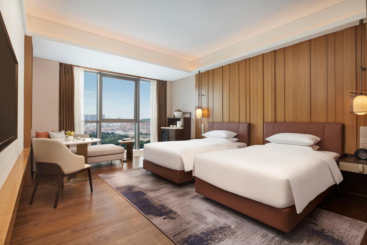 Twin Room with City View