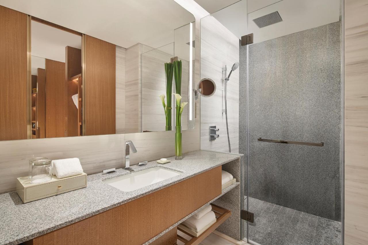 Twin Room - Club Access