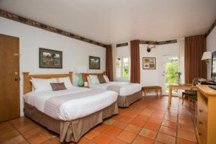 Queen Room with Two Queen Beds