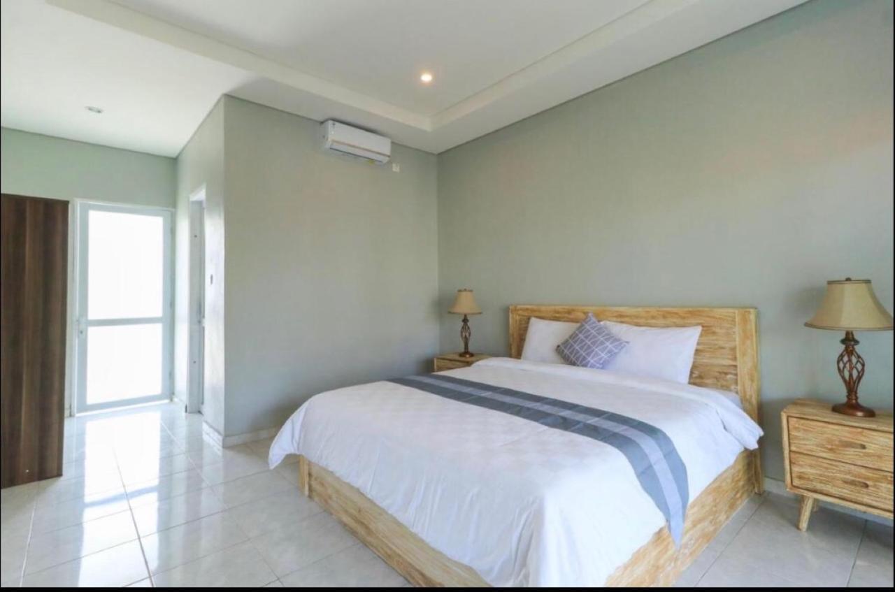 Kamar Double dengan Balkon