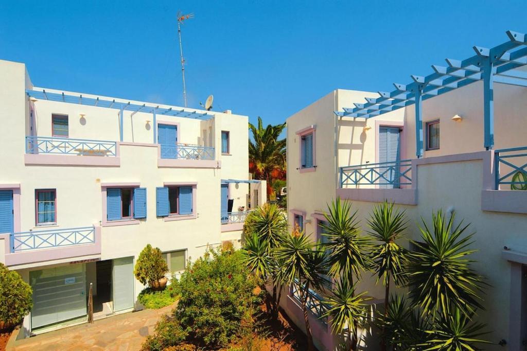 Deluxe Double Room with separate private bathroom