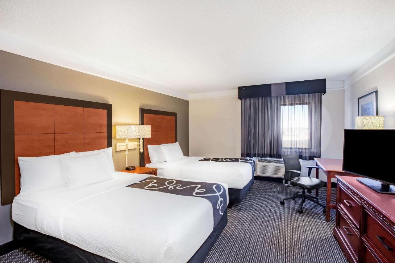 Deluxe Double Room with Two Double Beds