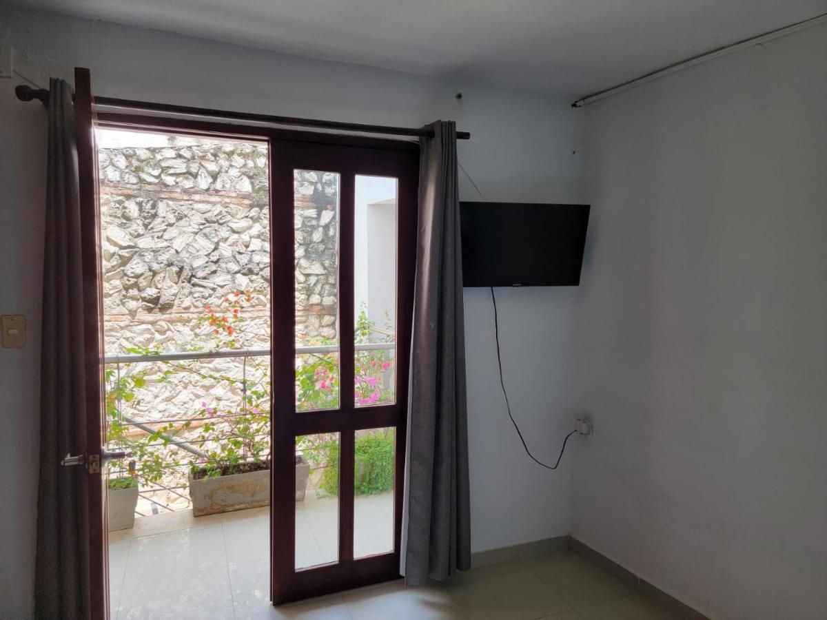 Double Room with Shared Bathroom,1524506797:JPEG