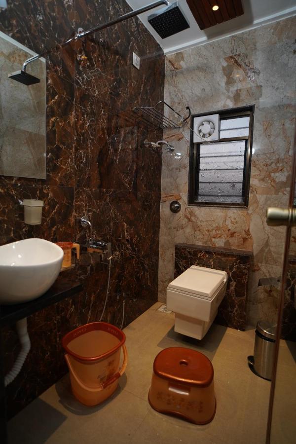 Deluxe Non AC Room without Balcony